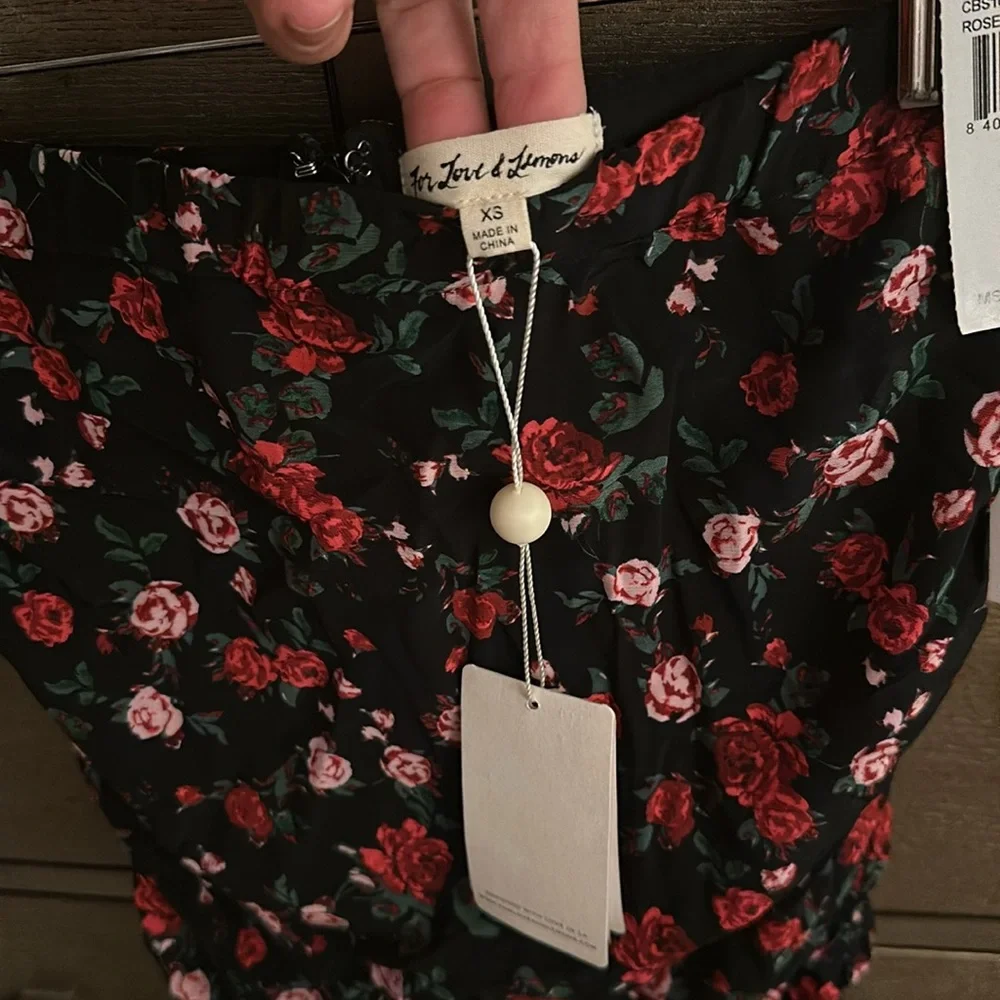 🛍️SALE🛍️ For Love & Lemons Molly Drawstring Skirt in Floral Vibrant Rose (NWT) - Picture 4 of 6